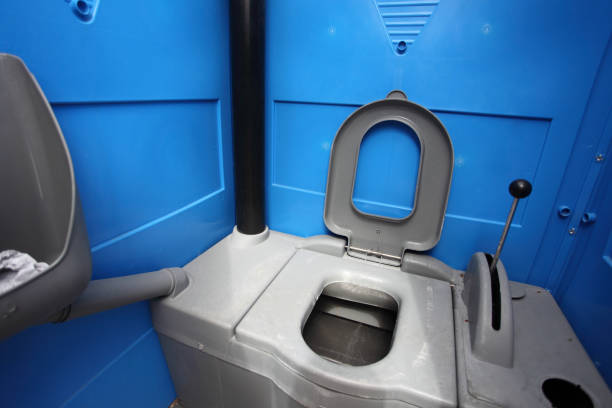 Best Portable restroom trailer rental  in Windsor, CA